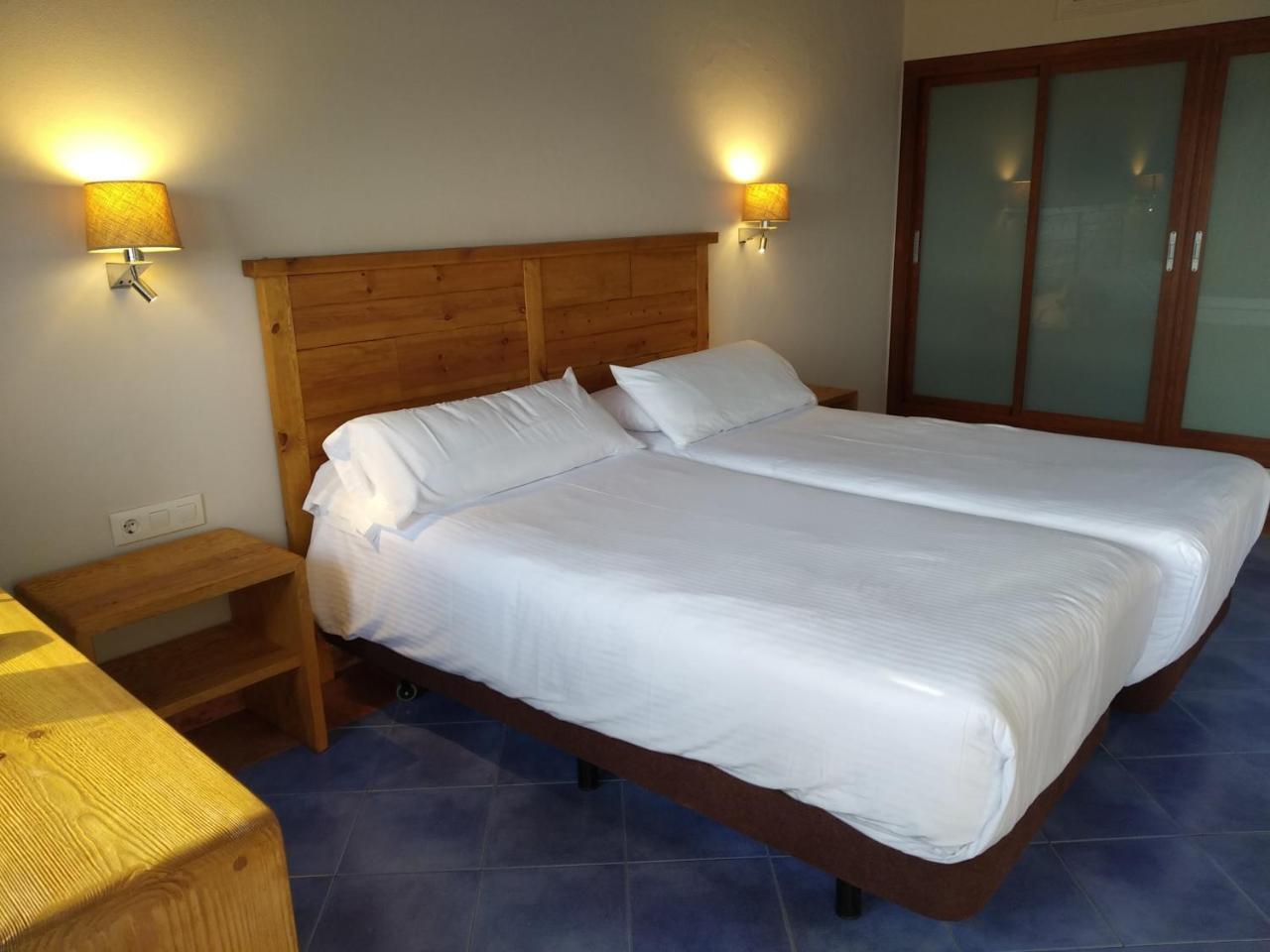 Beach Hotel Dos Mares タリファ エクステリア 写真