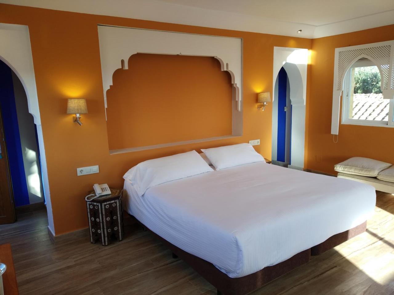 Beach Hotel Dos Mares タリファ エクステリア 写真