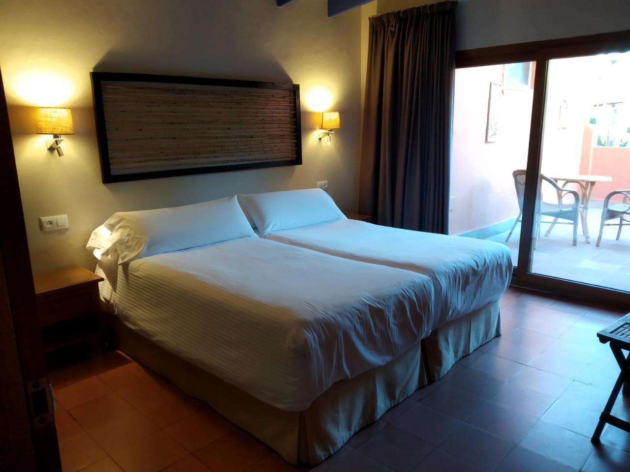 Beach Hotel Dos Mares タリファ エクステリア 写真