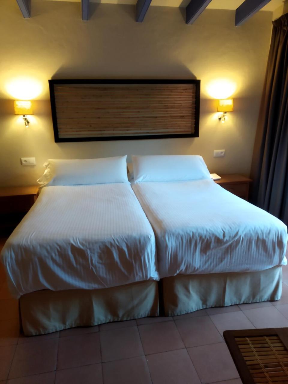 Beach Hotel Dos Mares タリファ エクステリア 写真